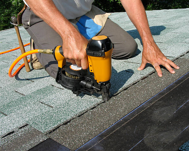 Best Commercial Roof Installation  in Fowler, MI